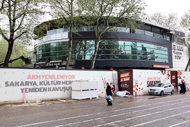 AKM yine şehrin buluşma noktası olacak