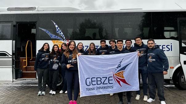 GTÜ Yüzme Takımı İTÜ’den Madalyalarla Döndü