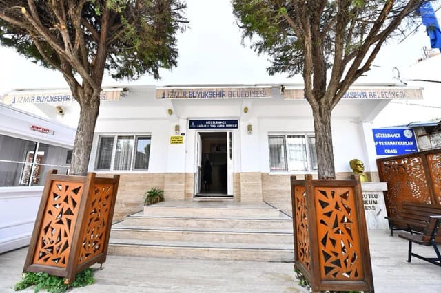 Güzelbahçe Sağlıklı Yaş Alma Merkezi kapılarını açtı