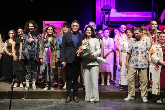 ALBET’ten Ezber Bozan Performans: “5 Dakikada Ünlü”