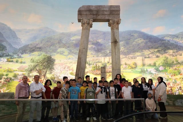 Bursa’nın güzelliklerini ‘Engelsiz tur’ ile tanıdılar