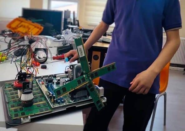 Geyve SGM öğrencisi projesiyle finallere katılmaya hak kazandı