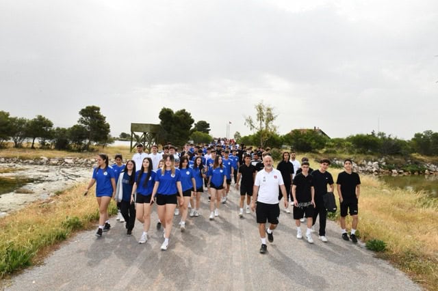 İzmir Kuş Cenneti'nde Ata’ya Saygı Yürüyüşü