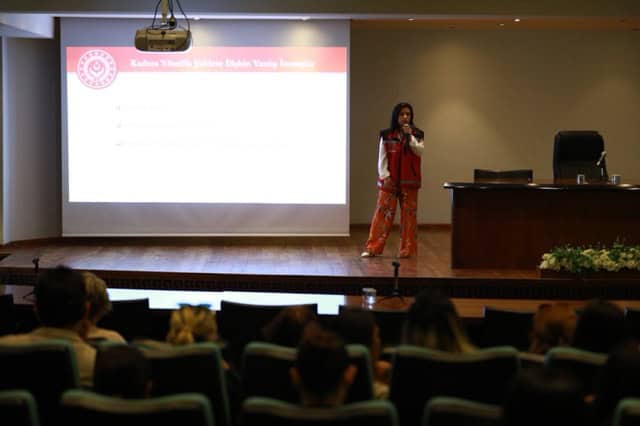 Belediye emekçilerine kadına yönelik şiddet semineri