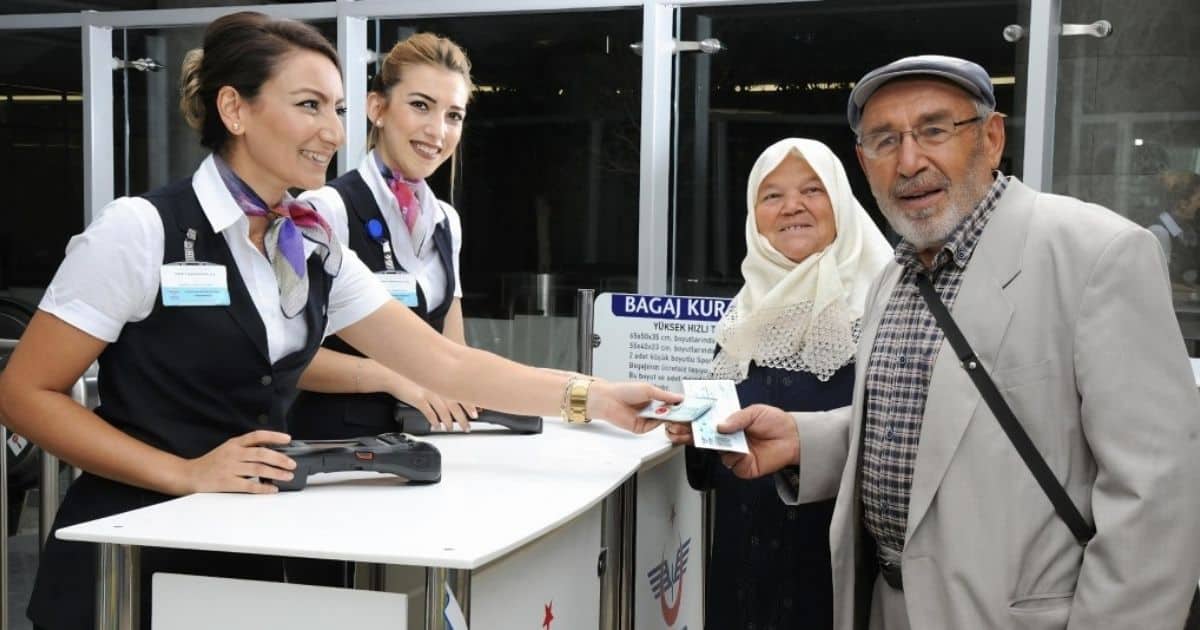 Yazın trenle seyahat etmek isteyenlere müjde! Hangi hatlara ek YHT seferi kondu?