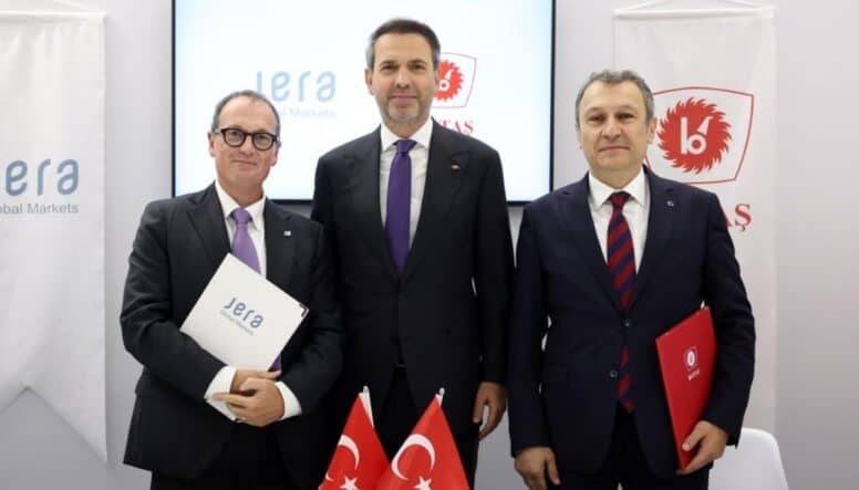 Türkiye 15 milyar metreküplük LNG anlaşması yaptı