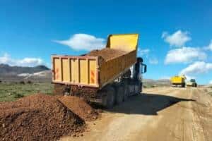 Eskişehir Büyükşehir Belediyesi Kırsal Mahalle Yollarında Altyapı ve Bakım Çalışmalarını Sürdürüyor