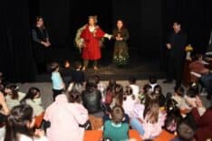 Eskişehir Şehir Tiyatroları'nda 'Rüzgârda Savrulan Yapraklar' İlk Kez Sahnelendi